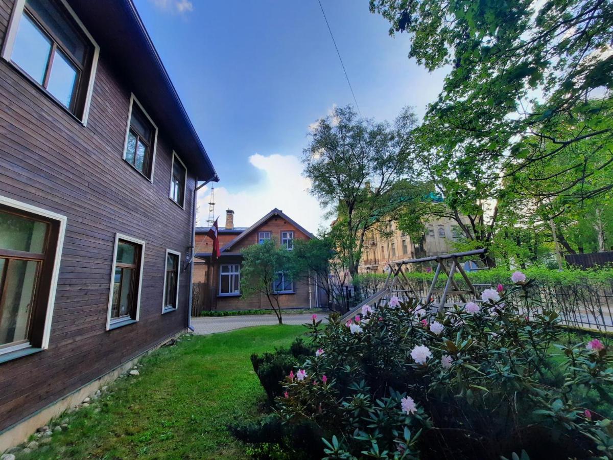 Wooden House Near City Center Ρίγα Εξωτερικό φωτογραφία
